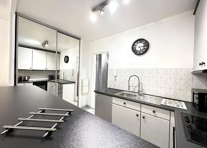 Apartman Beau Centre Juan Les Pins A 300m Des Plages Antibes