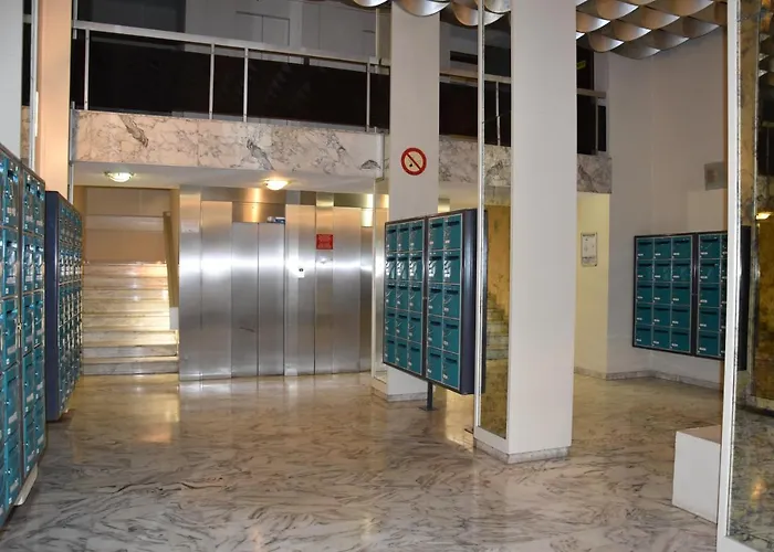 Beau Centre Juan Les Pins A 300m Des Plages *