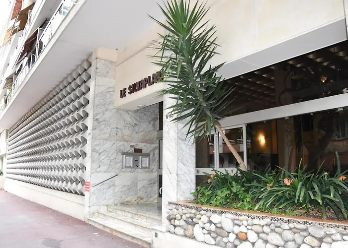 Beau Centre Juan Les Pins A 300m Des Plages Apartment *